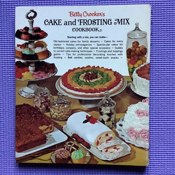 Vintage 1966 BETTY CROCKER’S CAKE and FROSTING MIX COOKBOOK - Picture 9 of 9